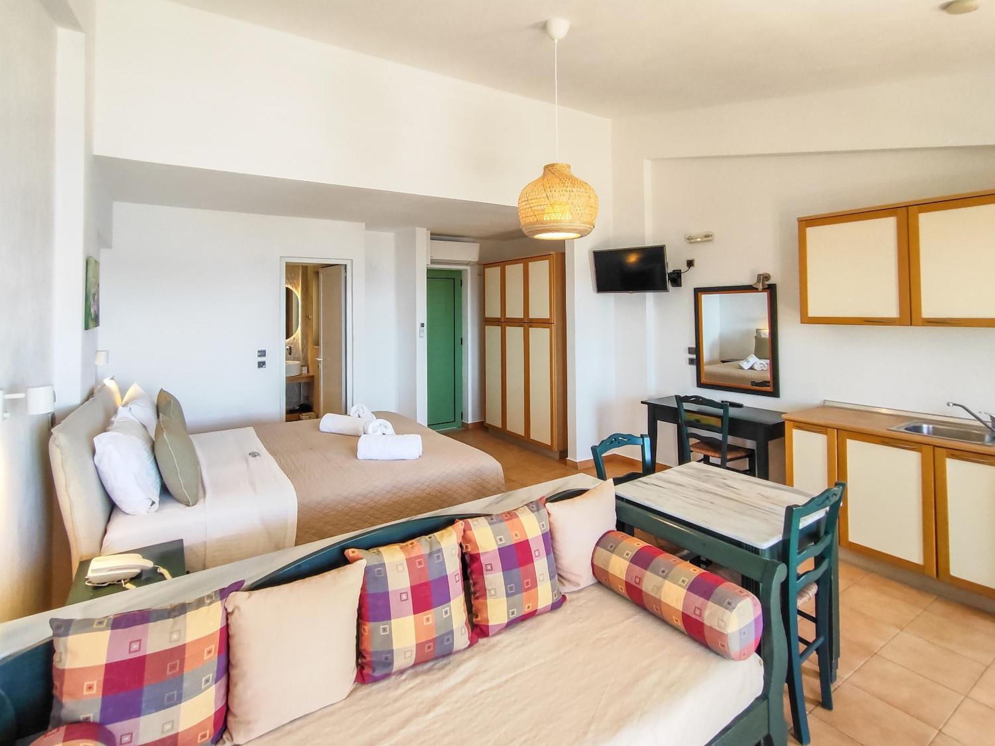 Hotel Dafni Skiathos Town Exterior photo