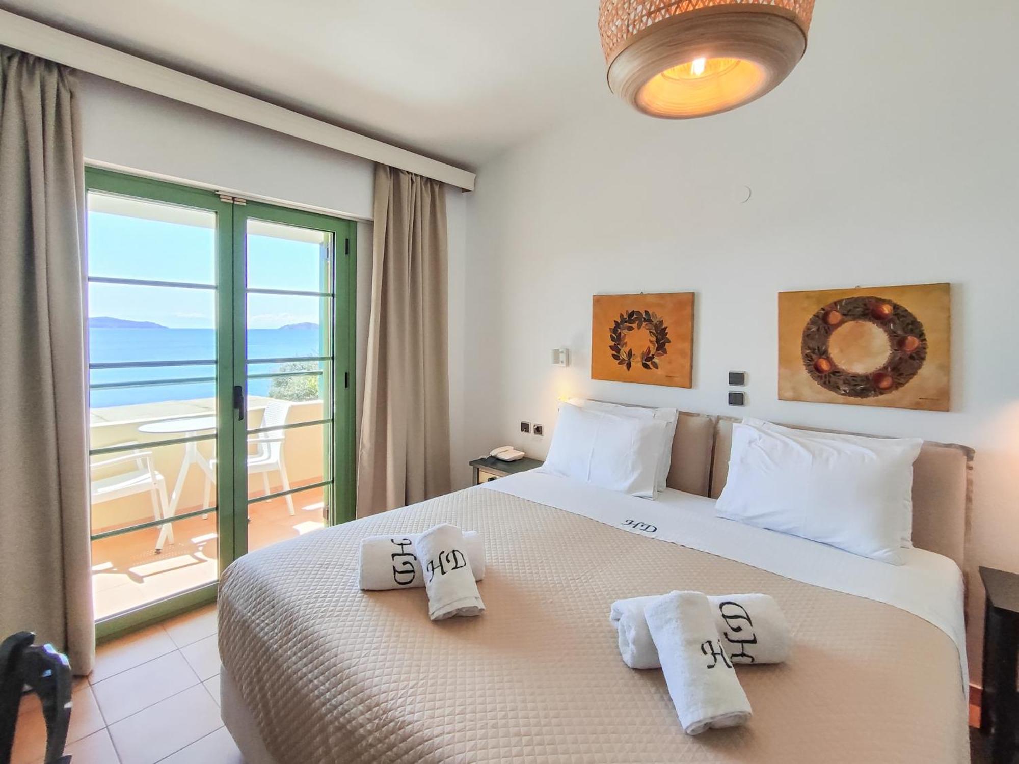 Hotel Dafni Skiathos Town Exterior photo